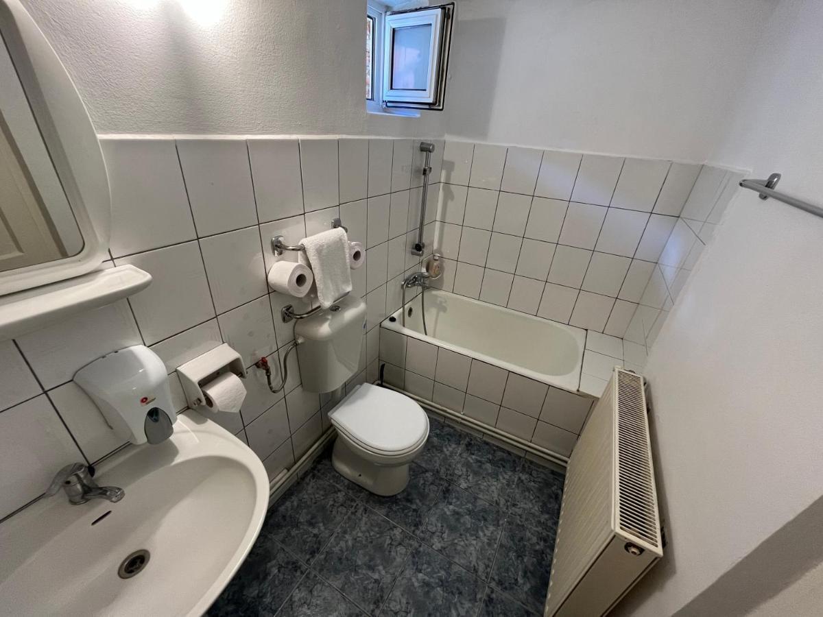 Apartamento Grey House Braşov Exterior foto