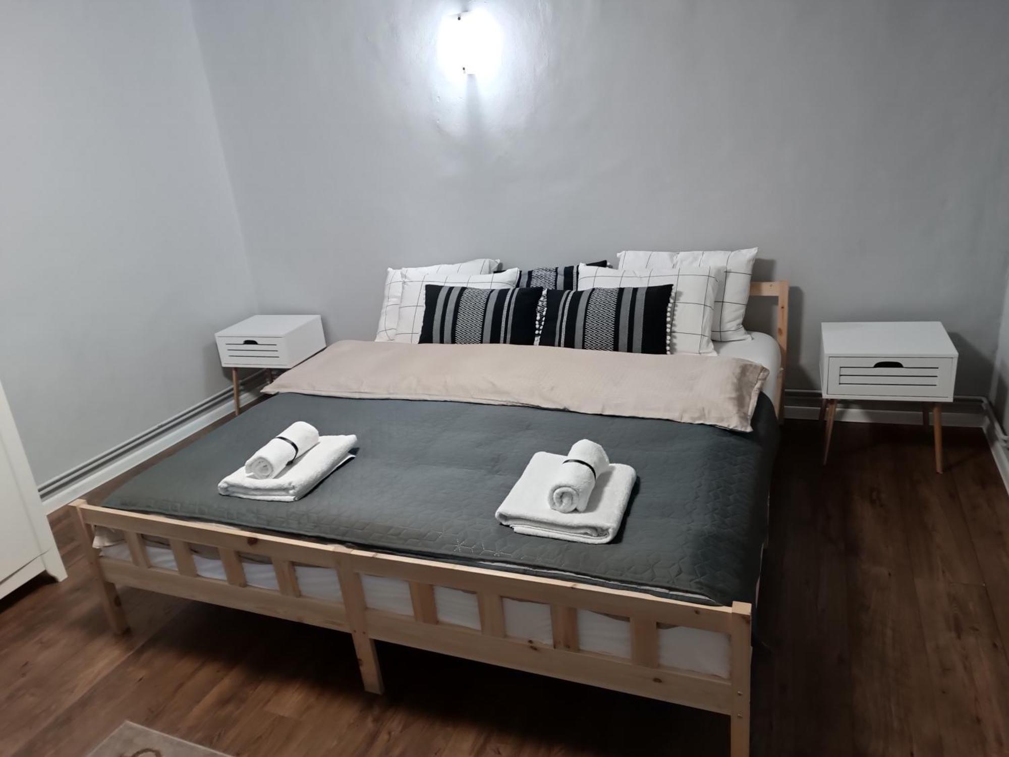 Apartamento Grey House Braşov Exterior foto